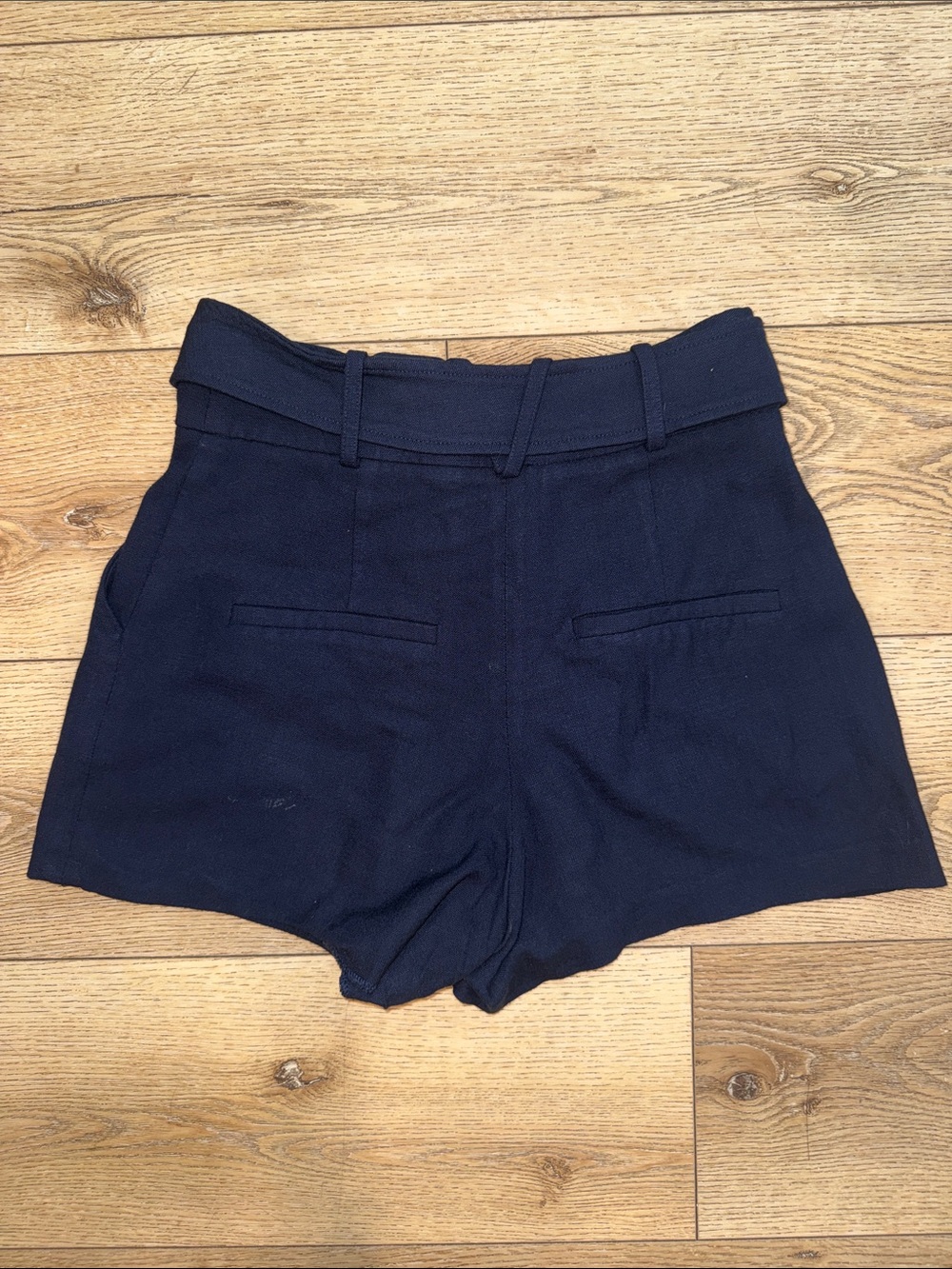 Veronica Beard Shorts - Picture 3 of 5